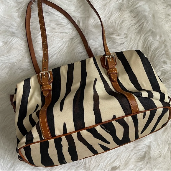 Dooney&Burke Rare Vintage Purse Excellent Condition. - Picture 14 of 16